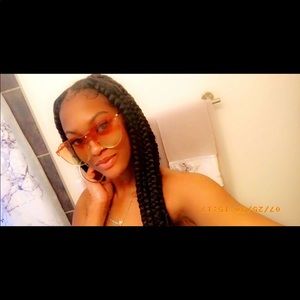 Meet your Posher, Gabrielle